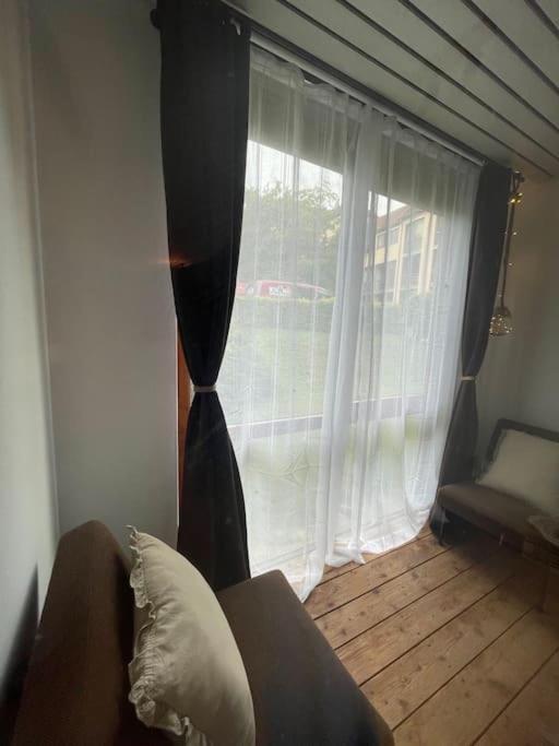 Apartment Mit Kuechenzeile, Stadtnah & Kostenlos Parken Pasawa Zewnętrze zdjęcie